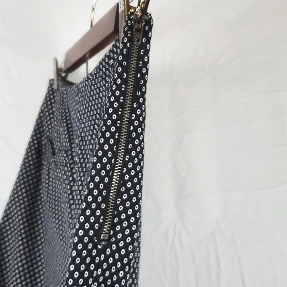 Anthropologie The Essential Slim Black and White‎ Pants